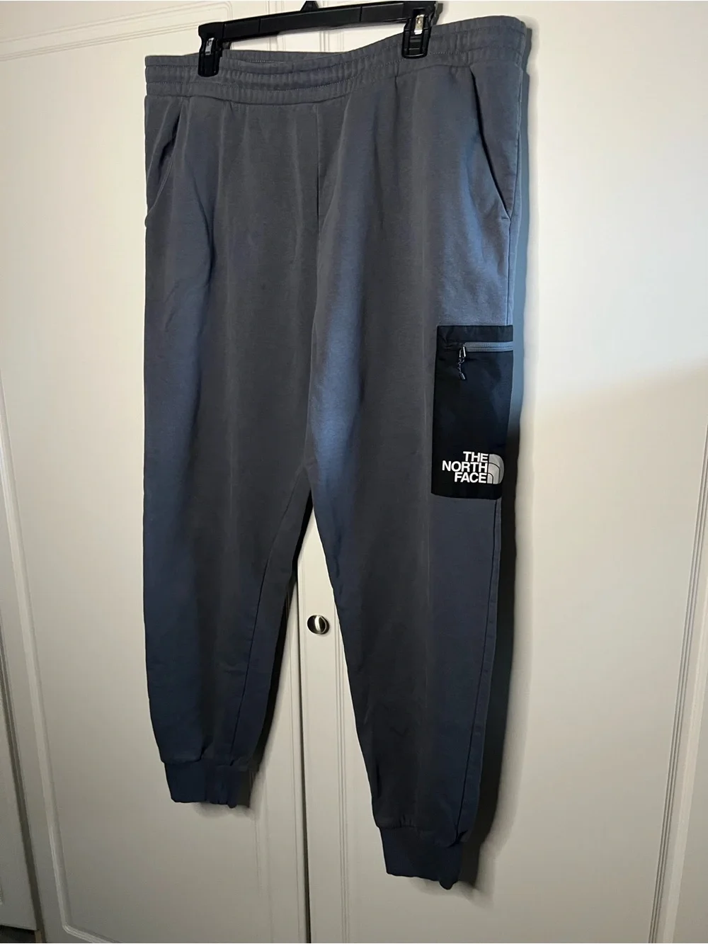 The North Face Cargo Jogger Sweatpants Utility Pocket